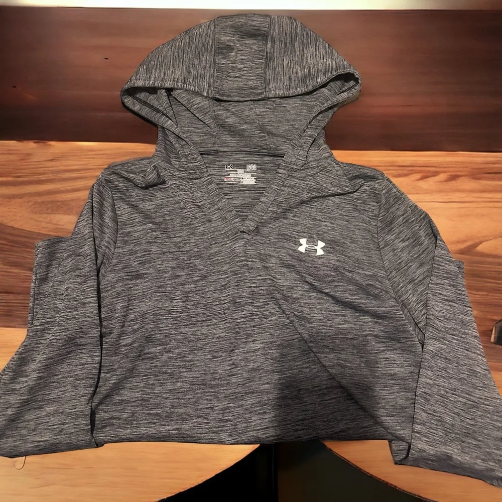 Under Armour best gear women’s hooded long sleeve athletic top - large - Picture 3 of 8